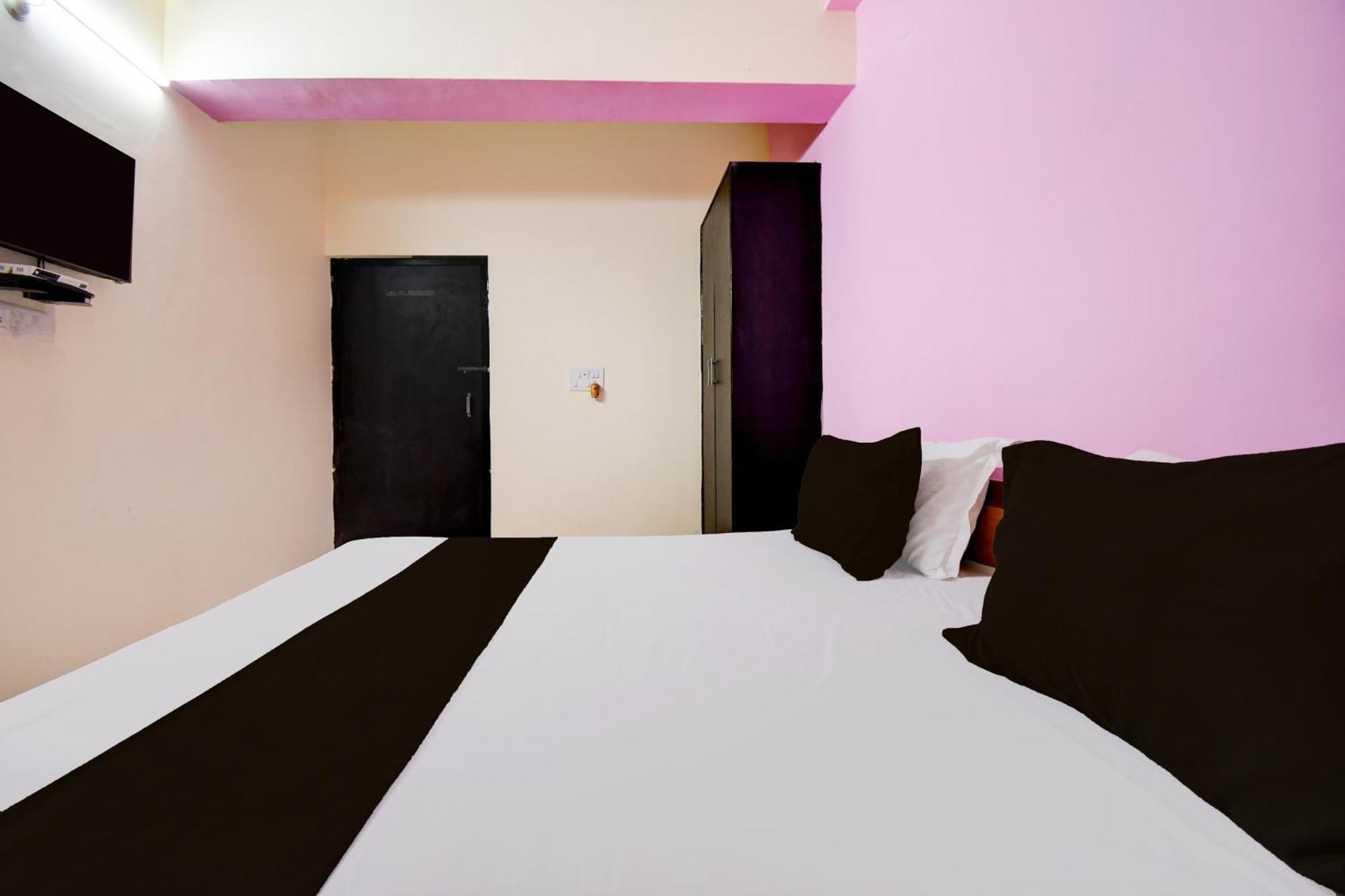 O Divine Hotel