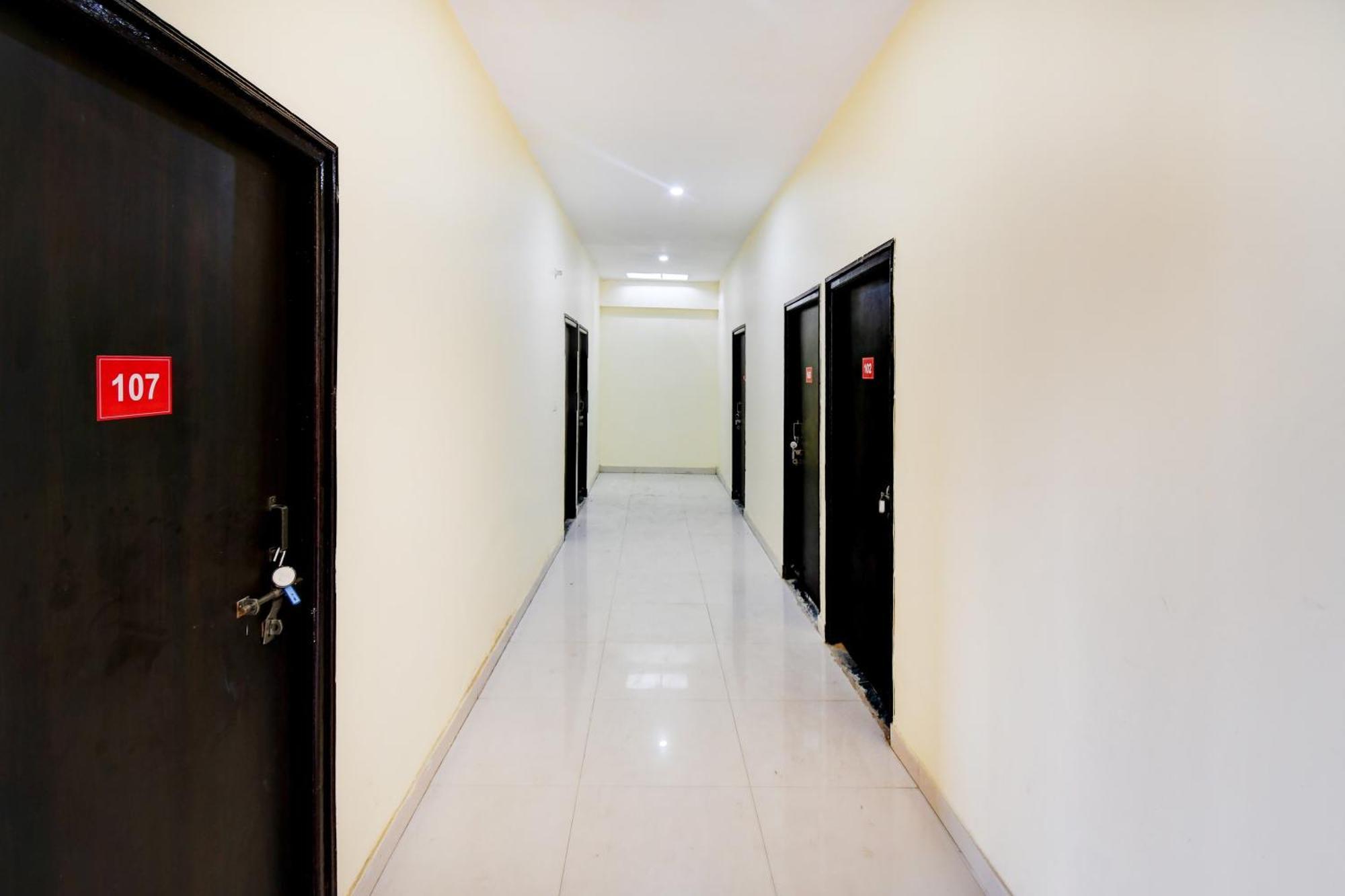 O Divine Hotel *