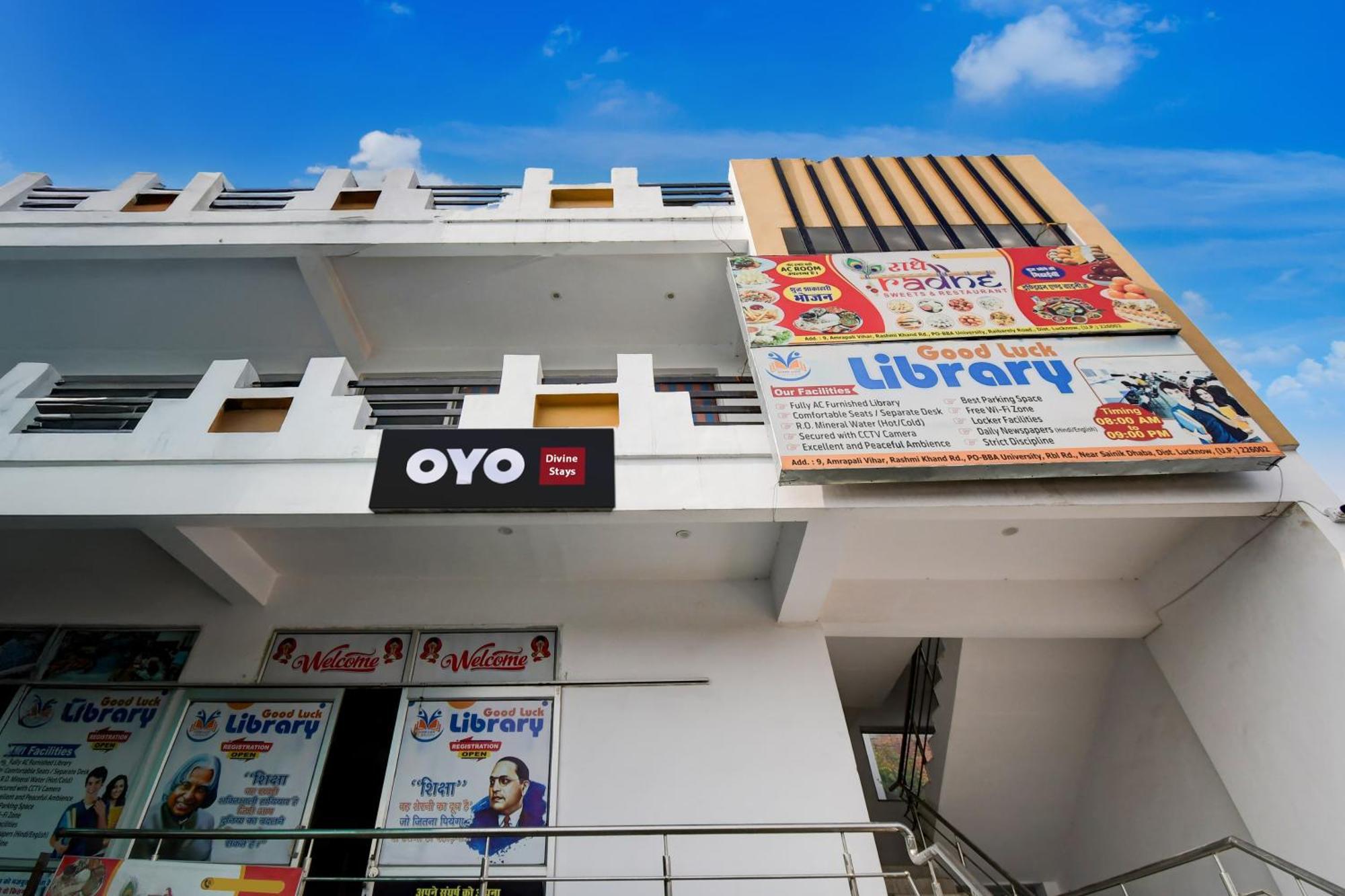 O Divine Hotel